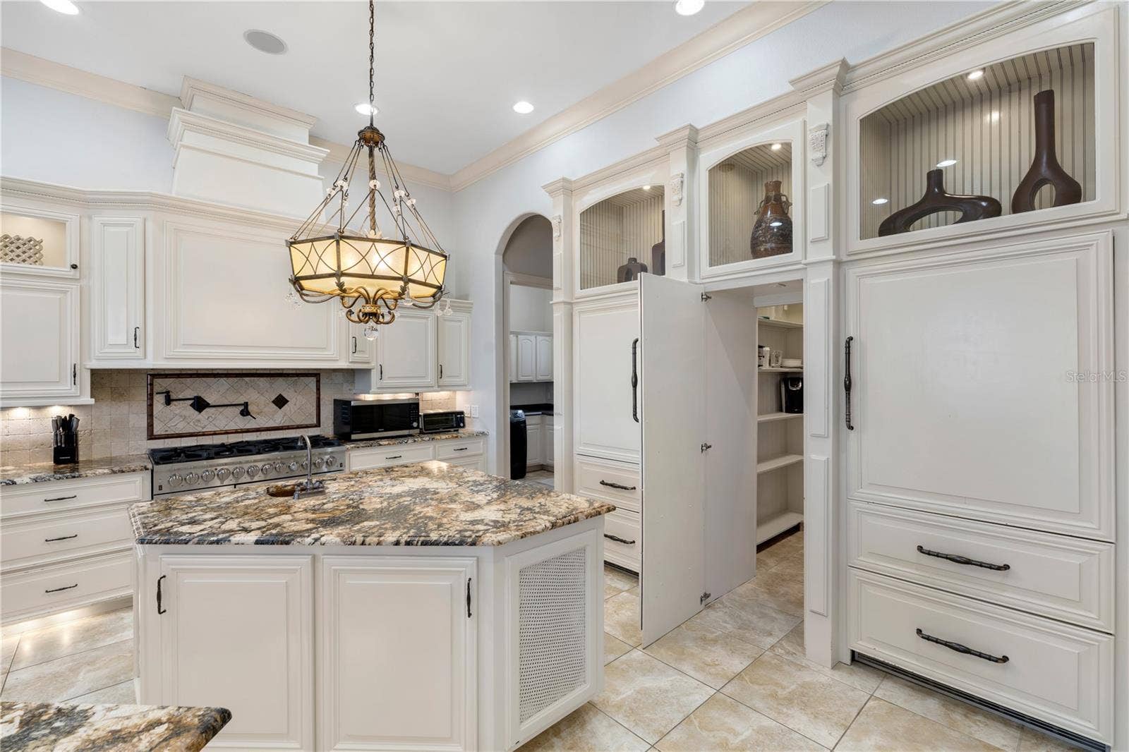 7829 PALMILLA COURT, Kissimmee, FL 34747 7829 PALMILLA COURT, Kissimmee, FL 34747
