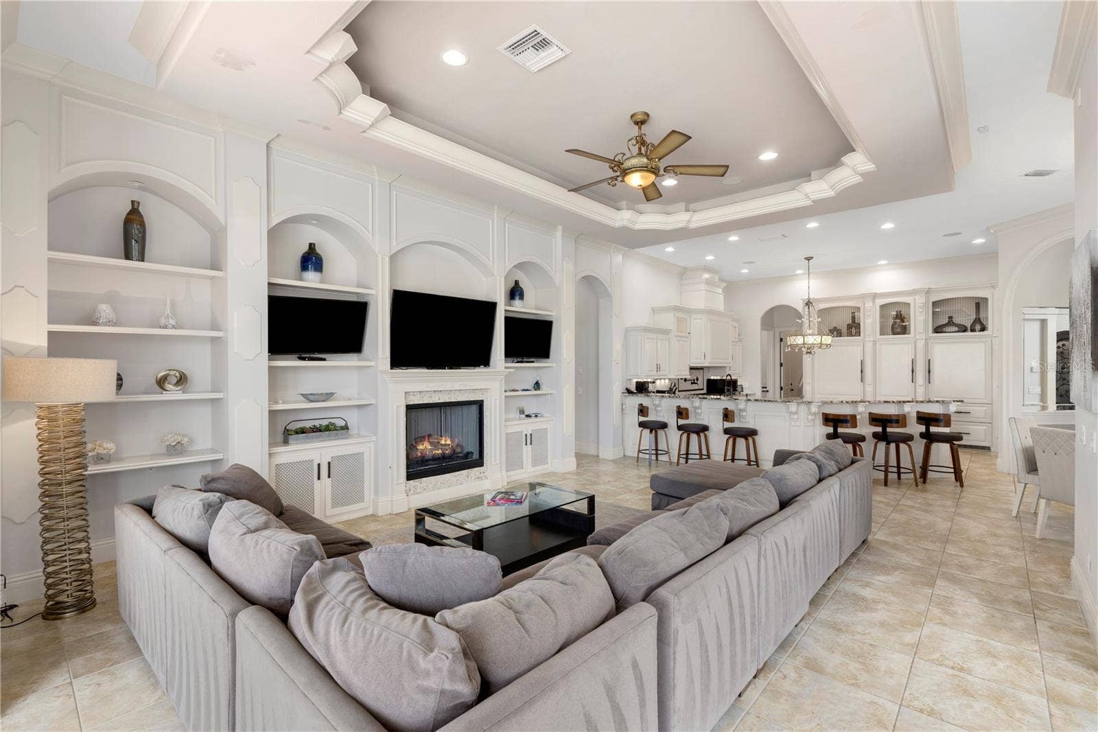 7829 PALMILLA COURT, Kissimmee, FL 34747 7829 PALMILLA COURT, Kissimmee, FL 34747