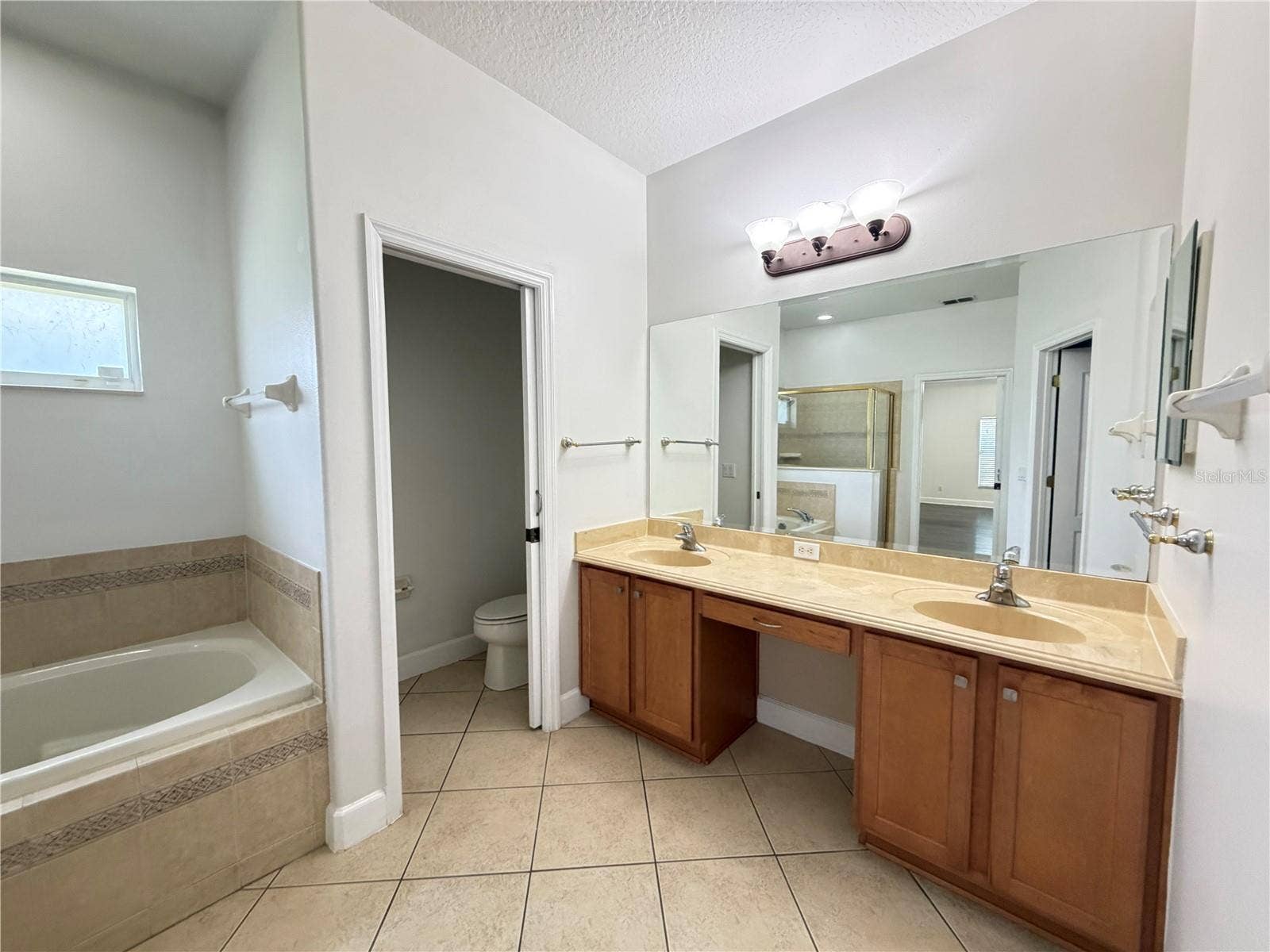 6317 ROLDEN COURT, Mount Dora, FL 32757 6317 ROLDEN COURT, Mount Dora, FL 32757