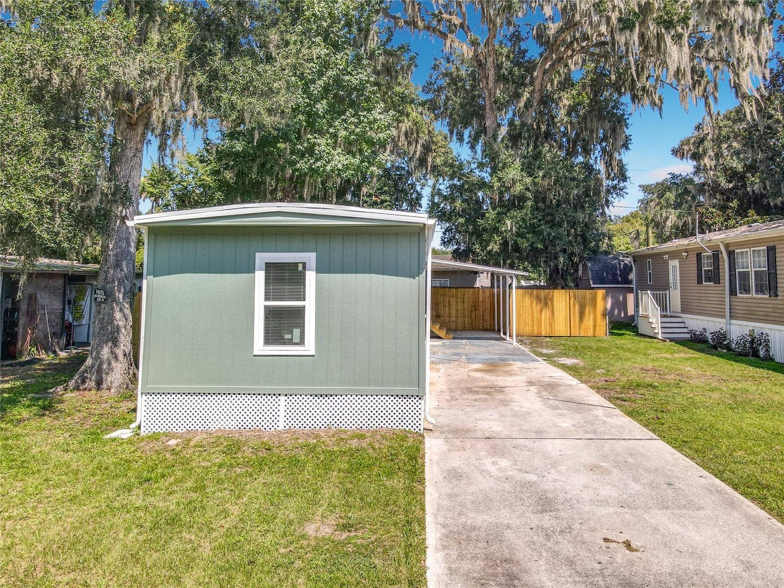 61 GOLDEN GATE CIRCLE, Port Orange, FL 32129 61 GOLDEN GATE CIRCLE, Port Orange, FL 32129