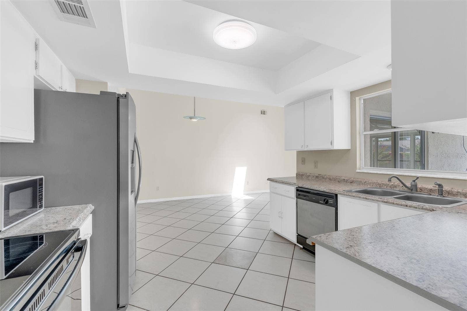 8971 ANGELICA DRIVE, Orlando, FL 32836 8971 ANGELICA DRIVE, Orlando, FL 32836