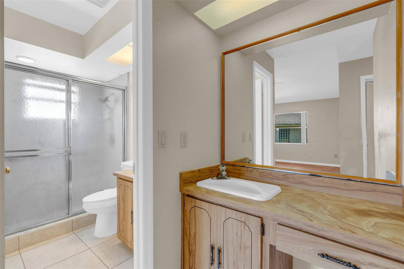 8971 ANGELICA DRIVE, Orlando, FL 32836 8971 ANGELICA DRIVE, Orlando, FL 32836
