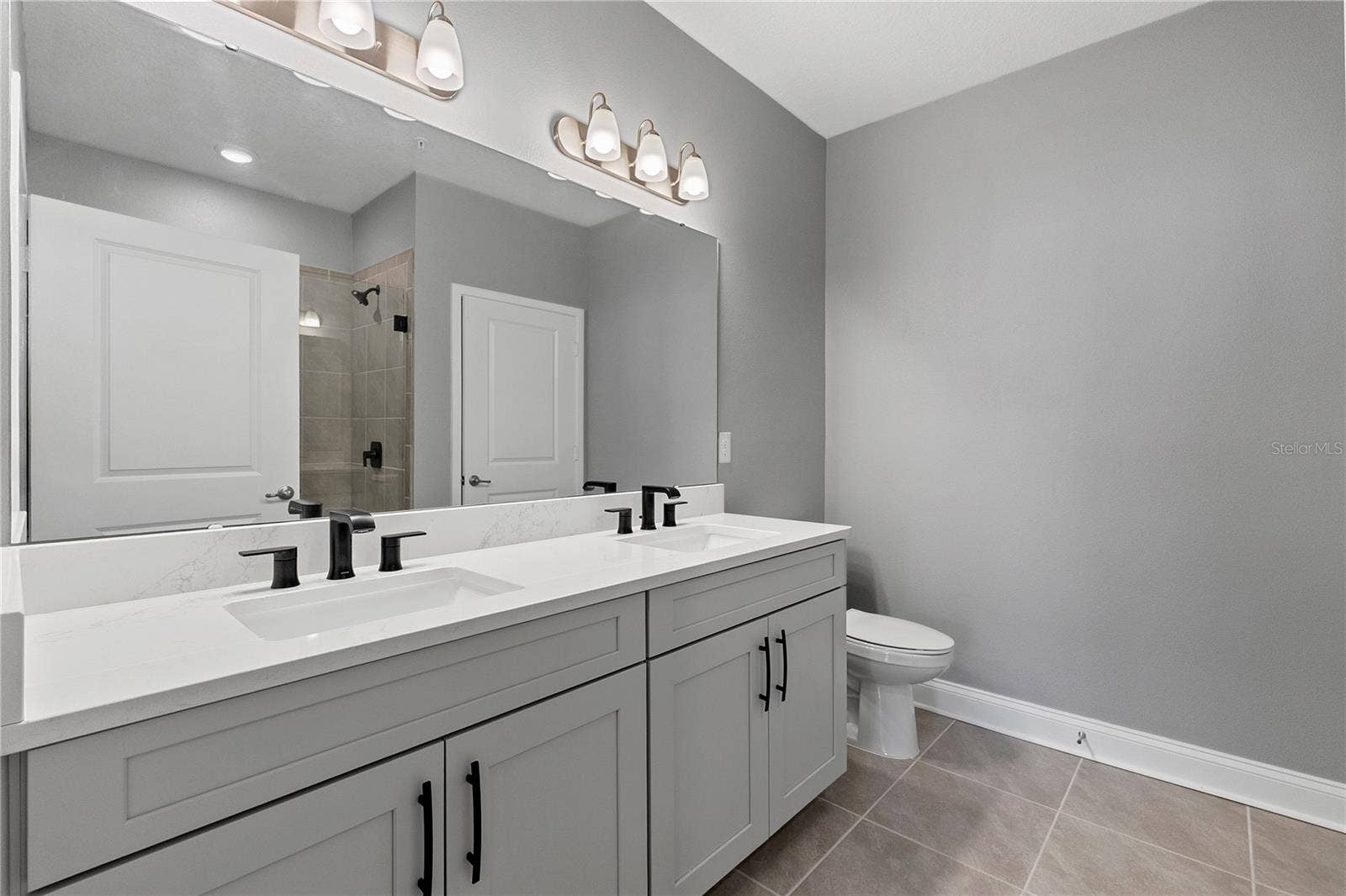 7557 LAUREATE BOULEVARD, #6401, Orlando, FL 32827 7557 LAUREATE BOULEVARD, #6401, Orlando, FL 32827