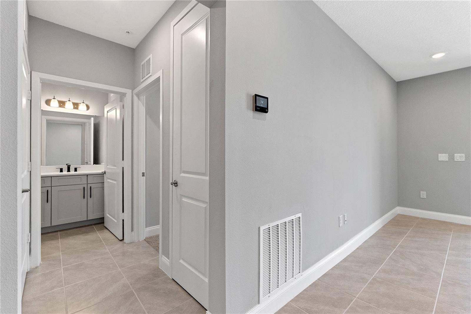7557 LAUREATE BOULEVARD, #6401, Orlando, FL 32827 7557 LAUREATE BOULEVARD, #6401, Orlando, FL 32827
