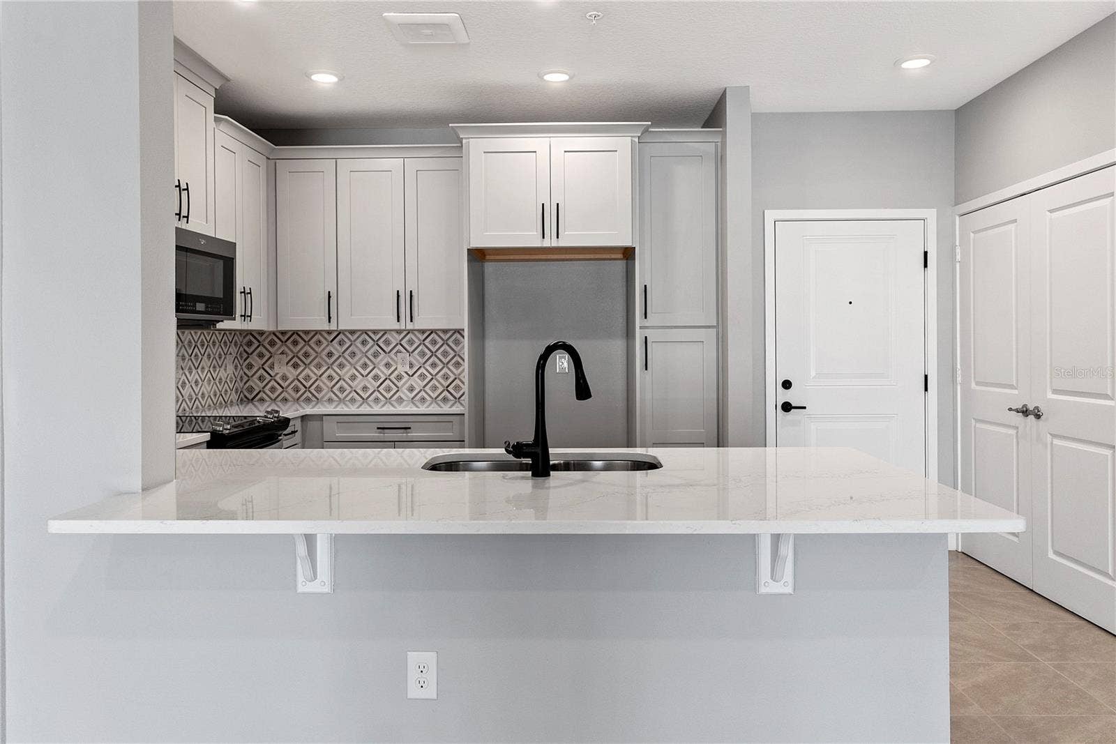 7557 LAUREATE BOULEVARD, #6401, Orlando, FL 32827 7557 LAUREATE BOULEVARD, #6401, Orlando, FL 32827