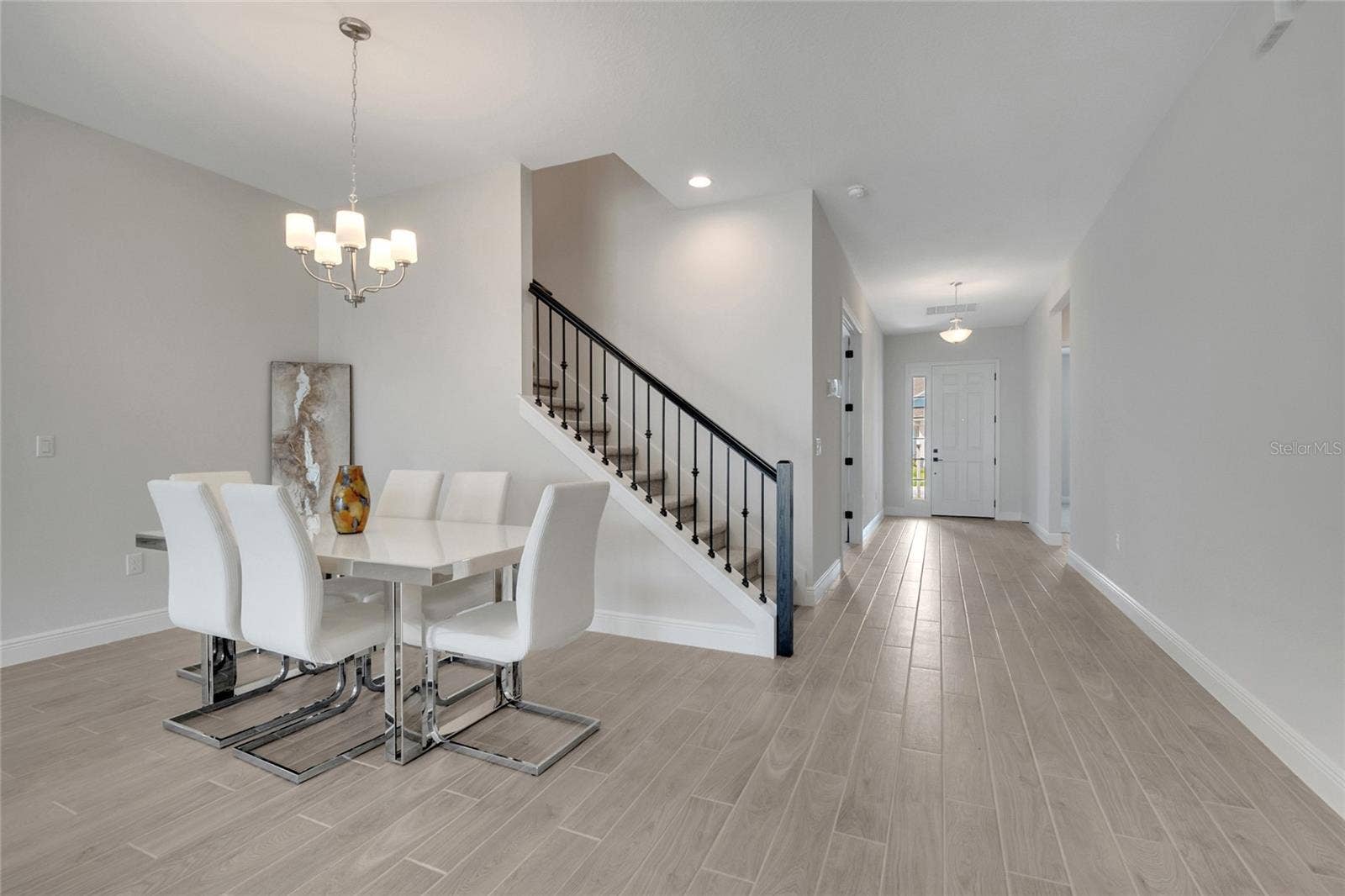 19062 BLUELEAF STREET, Orlando, FL 32827 dining