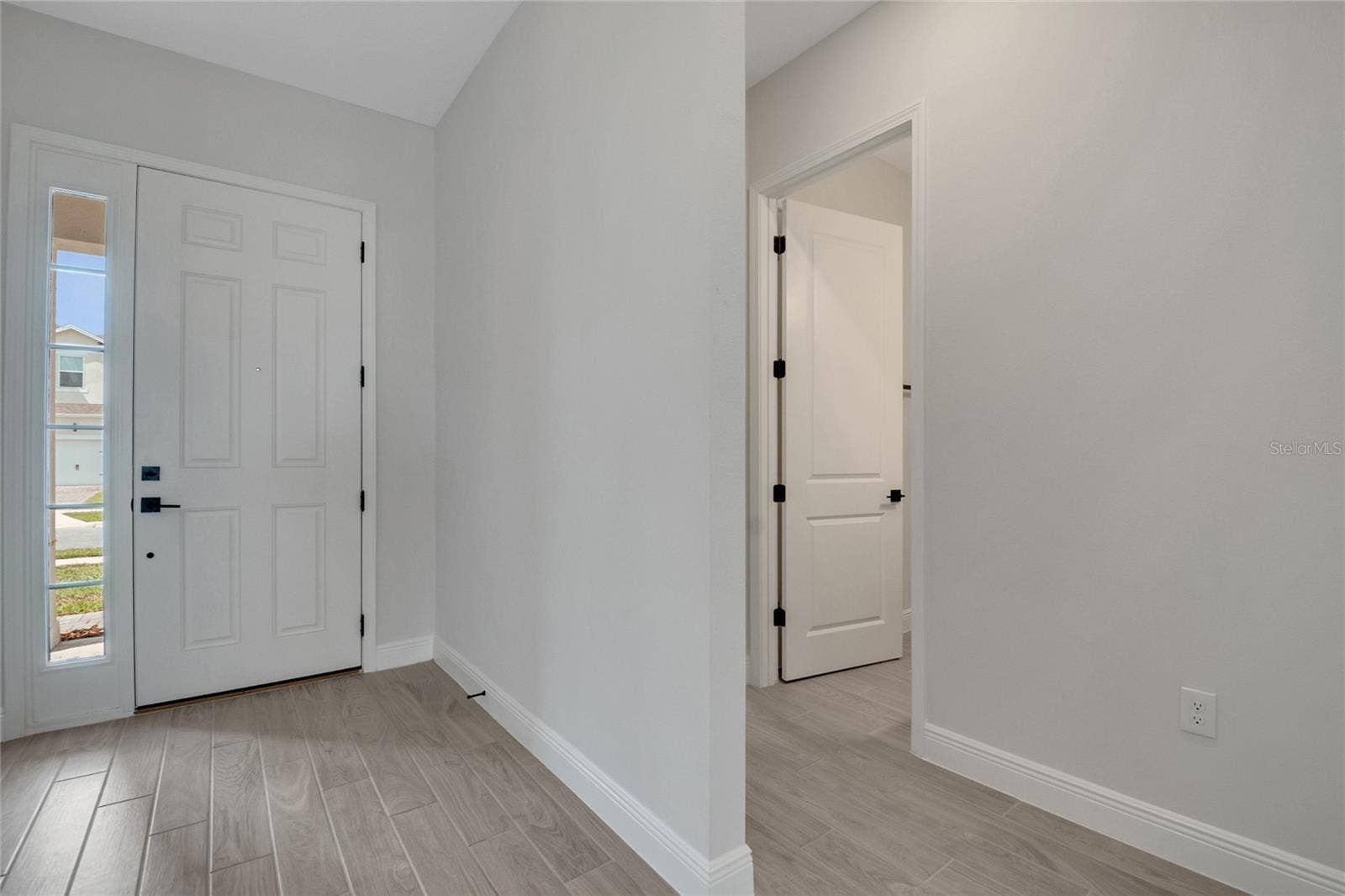 19062 BLUELEAF STREET, Orlando, FL 32827 entrance to first bedroom