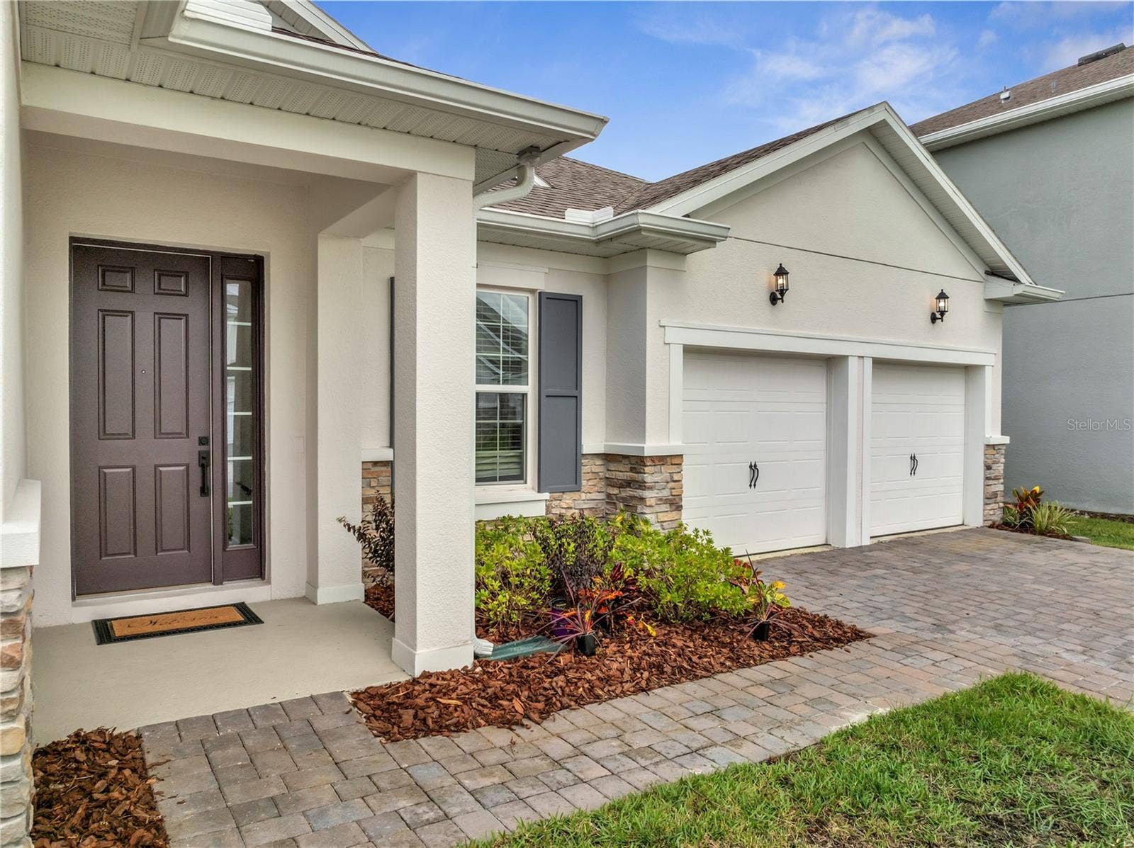 19062 BLUELEAF STREET, Orlando, FL 32827 front door