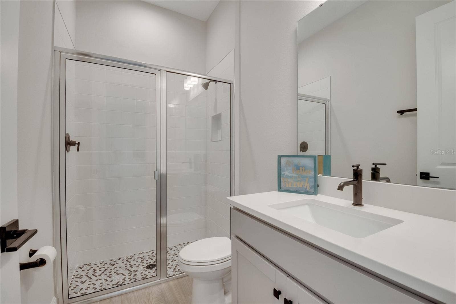 19062 BLUELEAF STREET, Orlando, FL 32827 4th bathroom