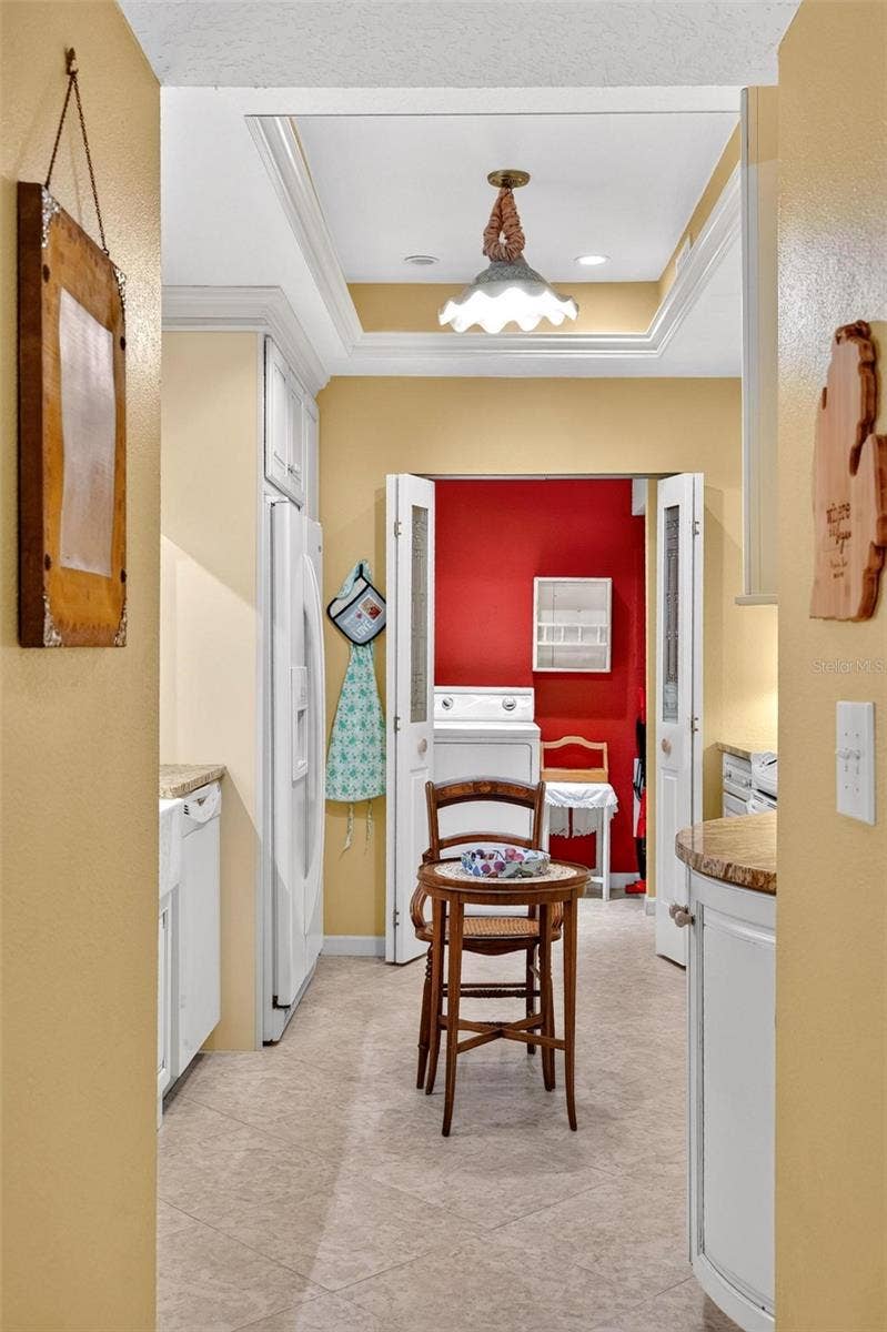 250 CAROLINA AVENUE, #205, Winter Park, FL 32789 250 CAROLINA AVENUE, #205, Winter Park, FL 32789