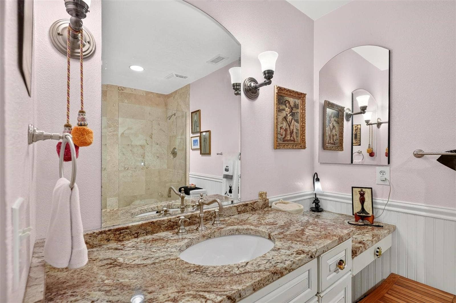 250 CAROLINA AVENUE, #205, Winter Park, FL 32789 250 CAROLINA AVENUE, #205, Winter Park, FL 32789