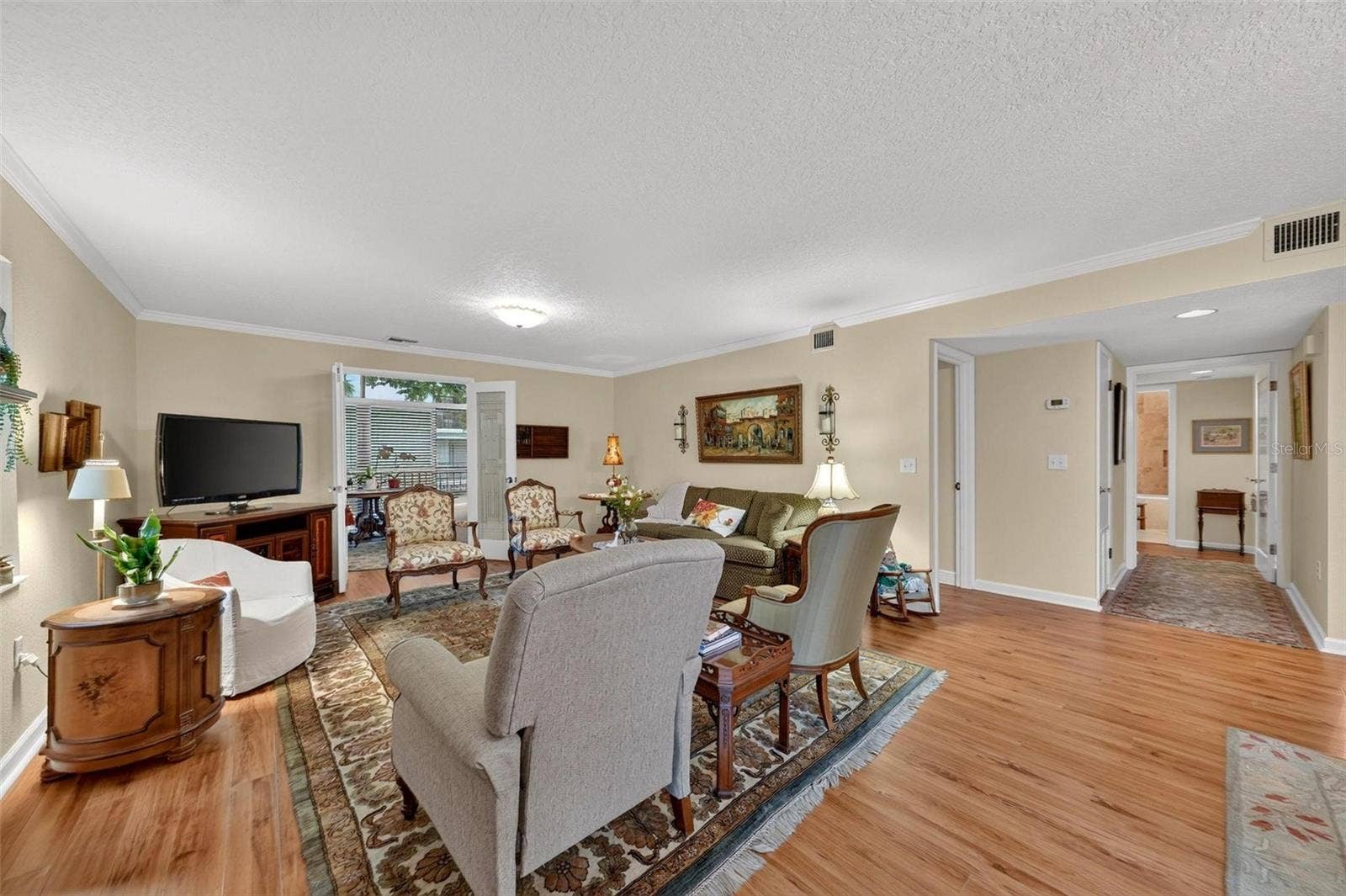 250 CAROLINA AVENUE, #205, Winter Park, FL 32789 250 CAROLINA AVENUE, #205, Winter Park, FL 32789