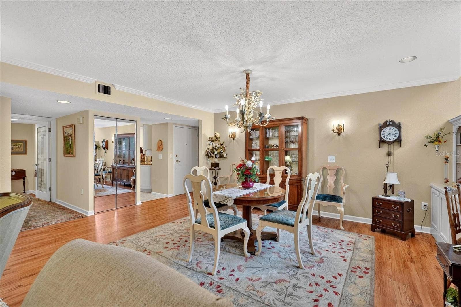 250 CAROLINA AVENUE, #205, Winter Park, FL 32789 250 CAROLINA AVENUE, #205, Winter Park, FL 32789