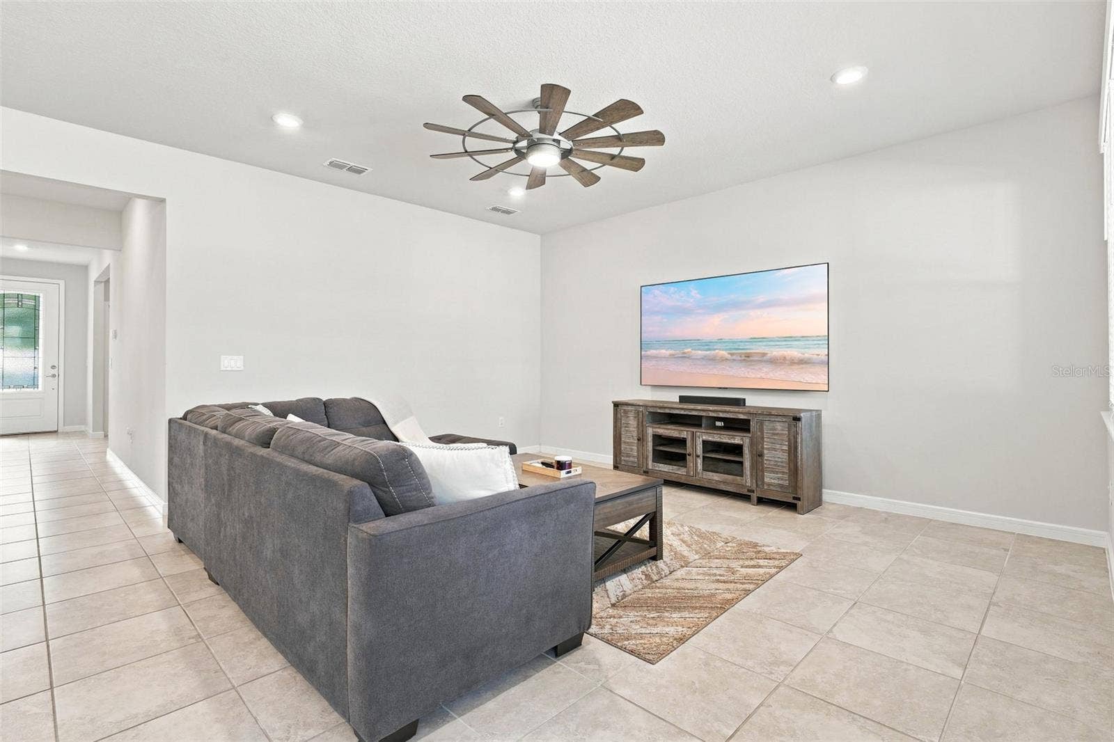 3545 TREETOP STREET, Deland, FL 32724 3545 TREETOP STREET, Deland, FL 32724