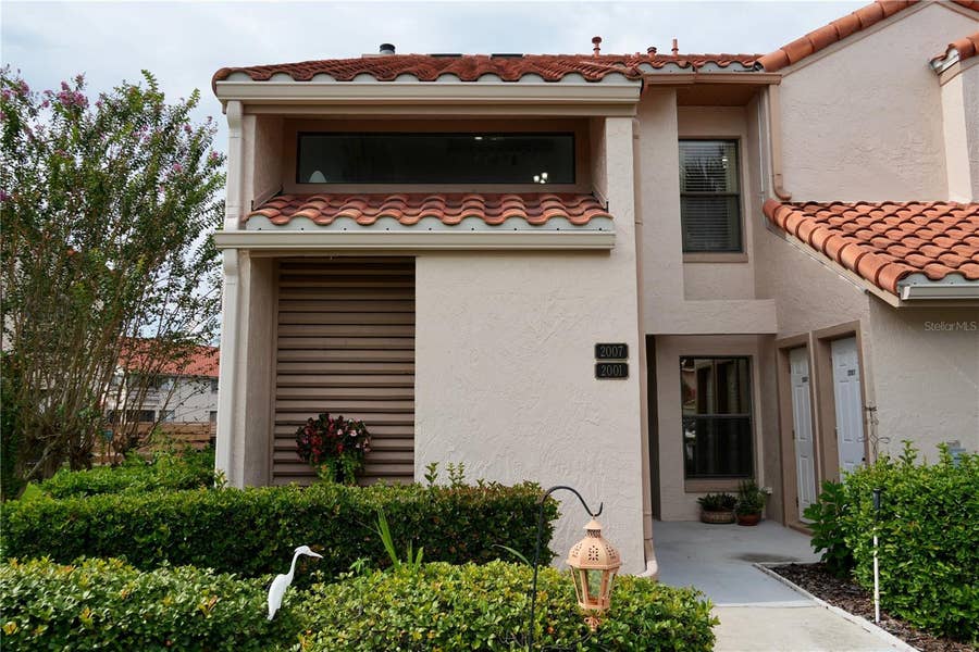 Property photo for 2007 GARDEN LAKE DRIVE, #2007, Winter Haven, FL