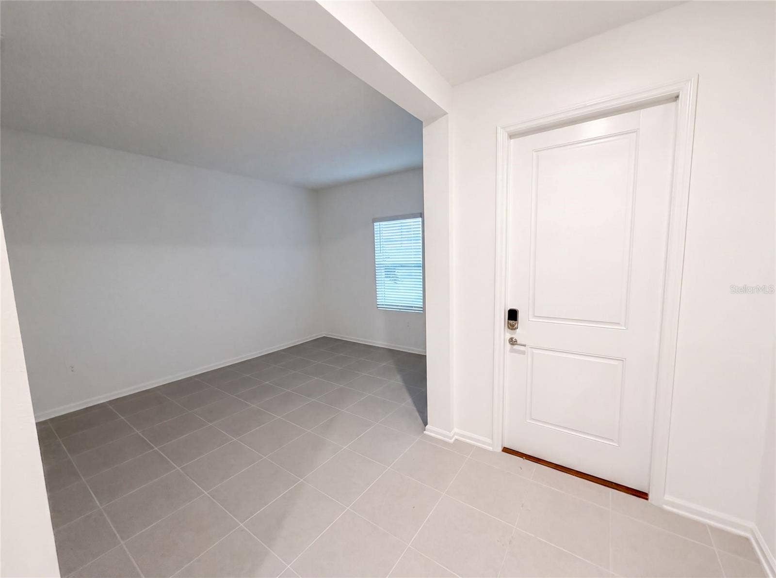 669 TUNDRA LOOP, Groveland, FL 34736 669 TUNDRA LOOP, Groveland, FL 34736
