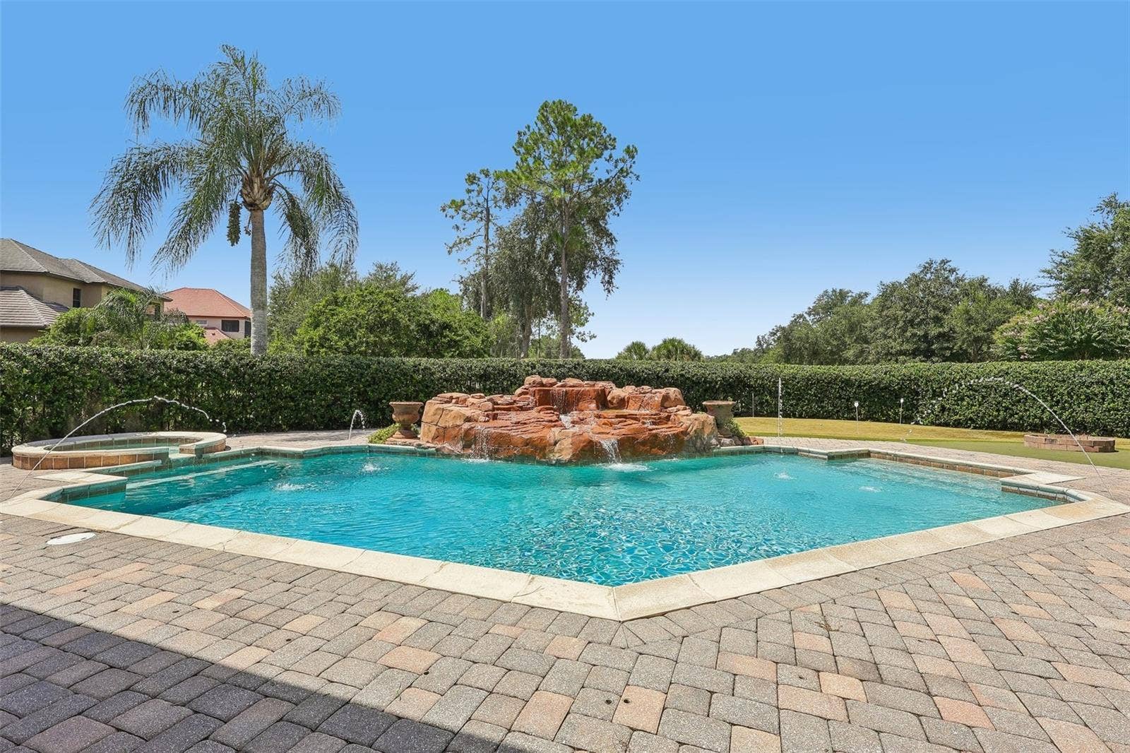 6102 S HAMPSHIRE CT, Windermere, FL 34786 6102 S HAMPSHIRE CT, Windermere, FL 34786