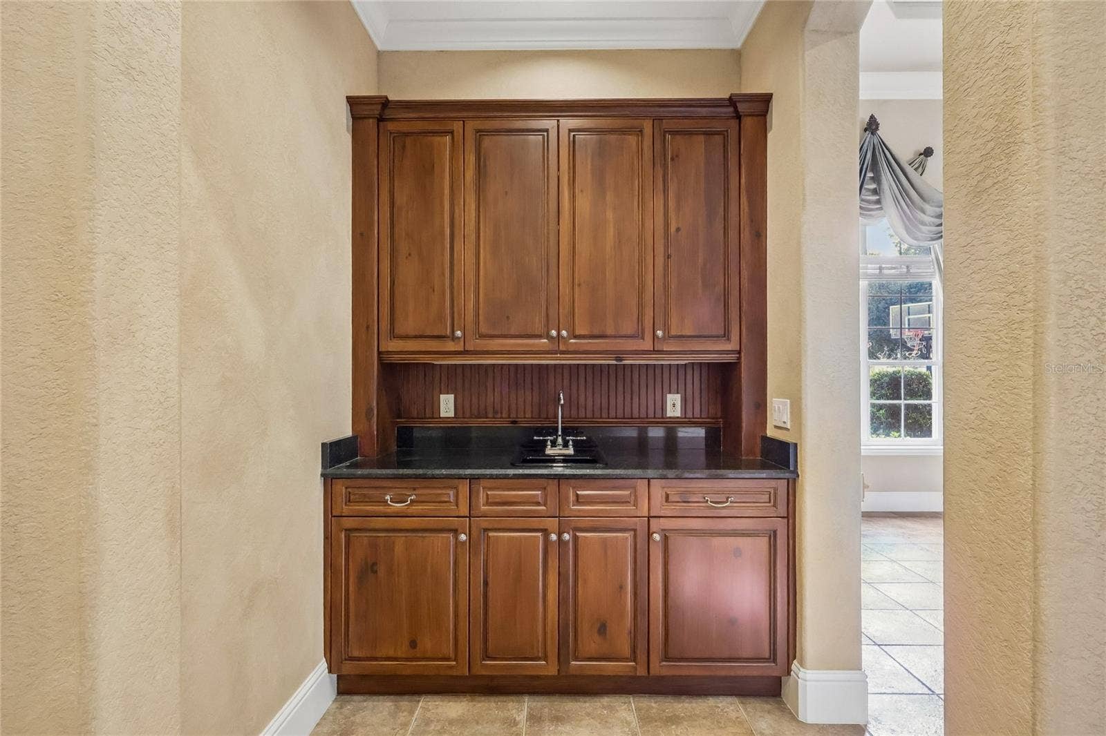 6102 S HAMPSHIRE CT, Windermere, FL 34786 6102 S HAMPSHIRE CT, Windermere, FL 34786