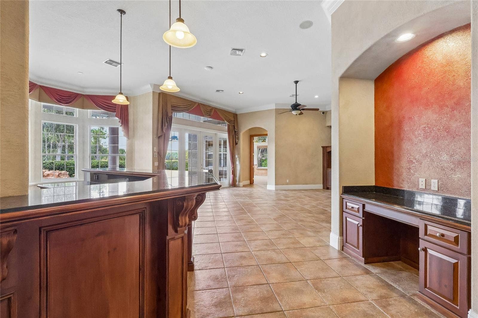 6102 S HAMPSHIRE CT, Windermere, FL 34786 6102 S HAMPSHIRE CT, Windermere, FL 34786