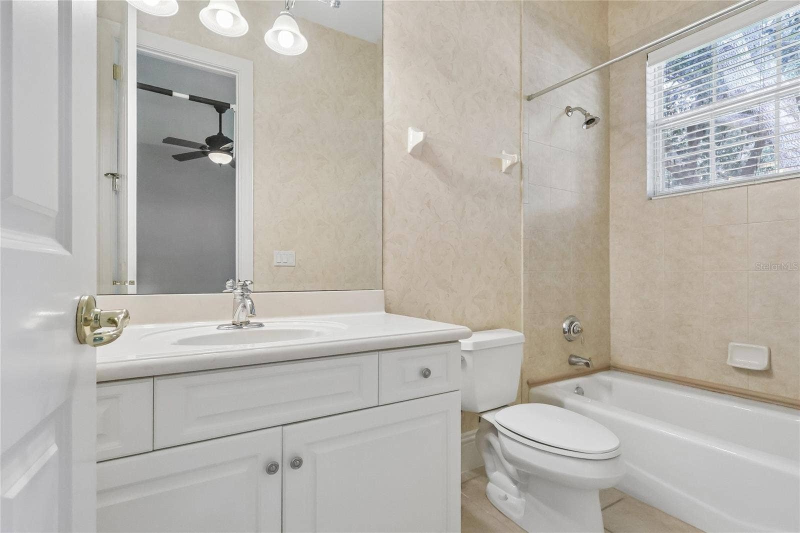 6102 S HAMPSHIRE CT, Windermere, FL 34786 6102 S HAMPSHIRE CT, Windermere, FL 34786