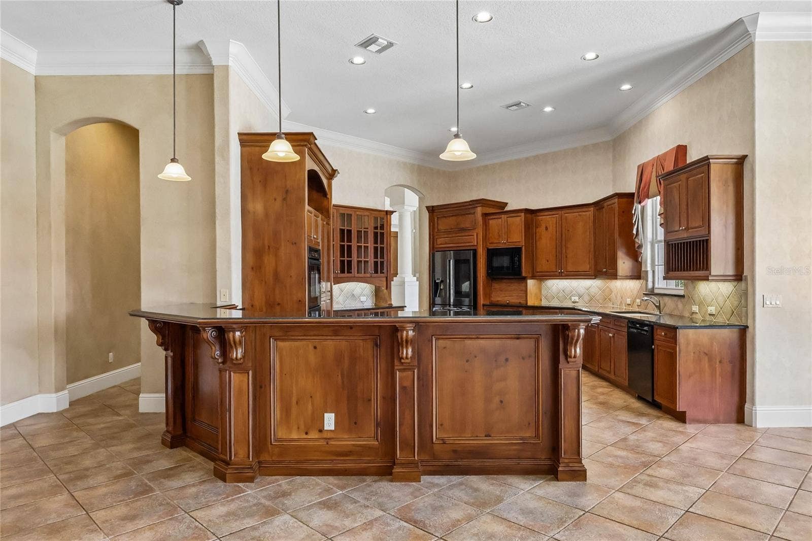 6102 S HAMPSHIRE CT, Windermere, FL 34786 6102 S HAMPSHIRE CT, Windermere, FL 34786