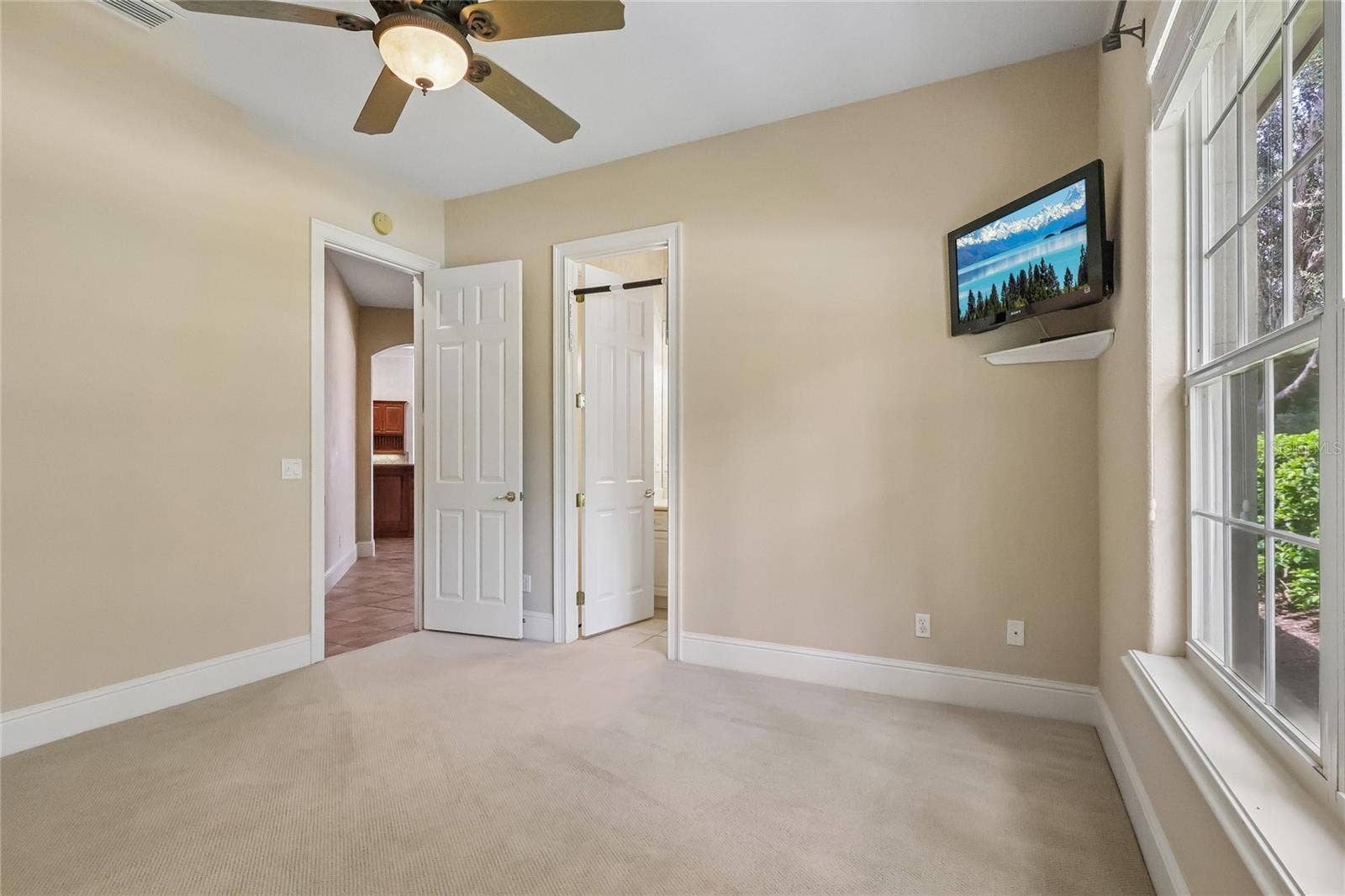 6102 S HAMPSHIRE CT, Windermere, FL 34786 6102 S HAMPSHIRE CT, Windermere, FL 34786