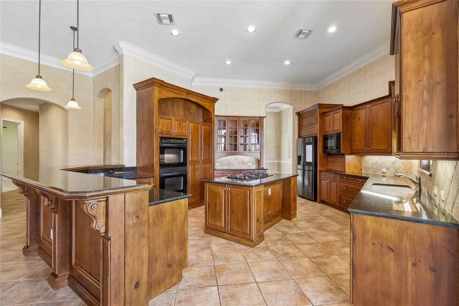 6102 S HAMPSHIRE CT, Windermere, FL 34786 6102 S HAMPSHIRE CT, Windermere, FL 34786