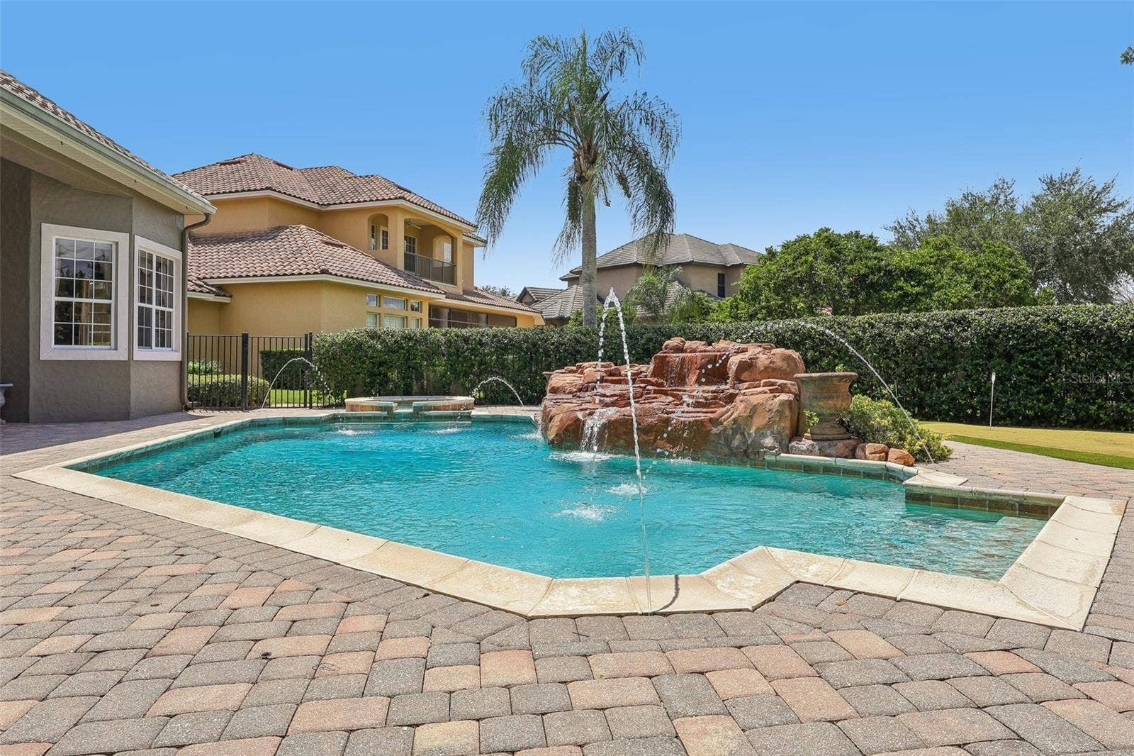 6102 S HAMPSHIRE CT, Windermere, FL 34786 6102 S HAMPSHIRE CT, Windermere, FL 34786