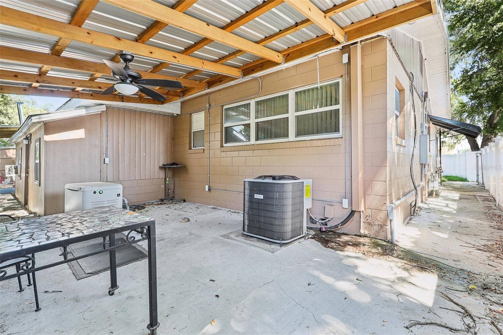 201 ROSEFIELD AVENUE, Leesburg, FL 34748