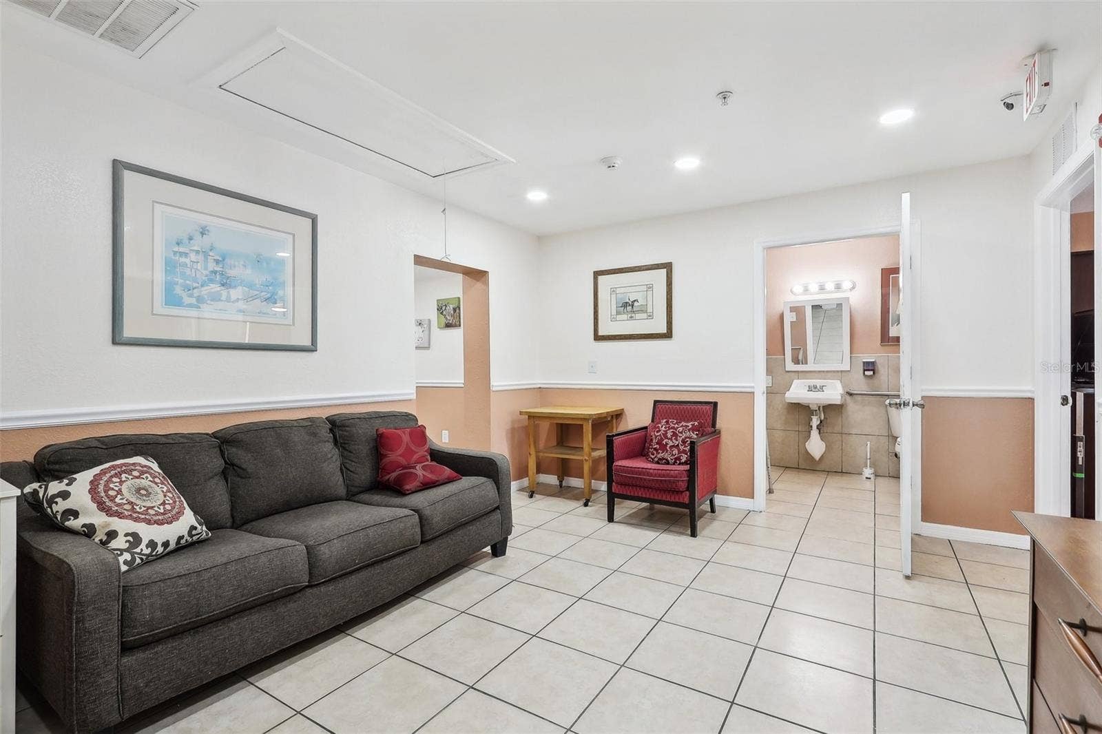 201 ROSEFIELD AVENUE, Leesburg, FL 34748