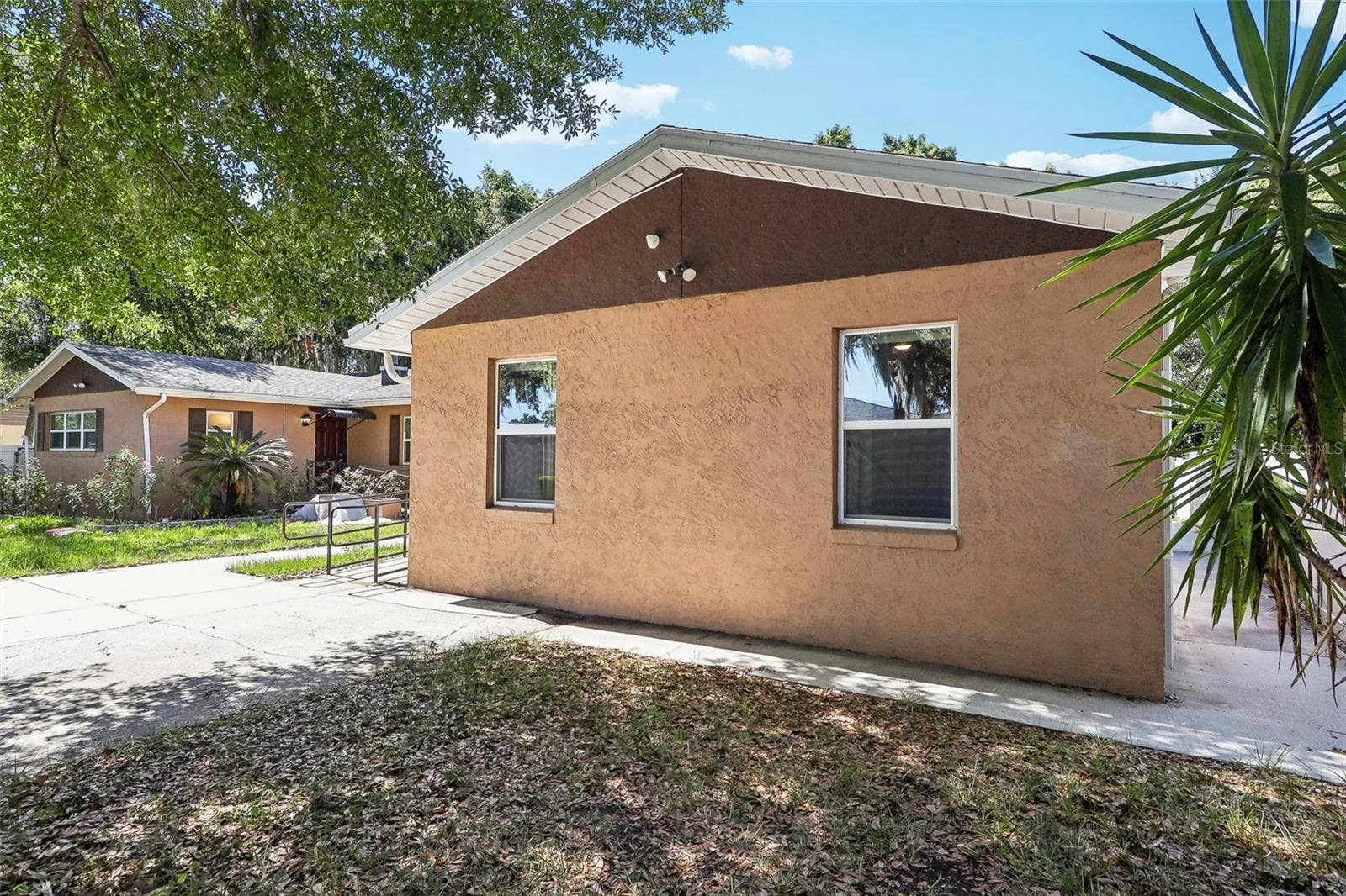 201 ROSEFIELD AVENUE, Leesburg, FL 34748