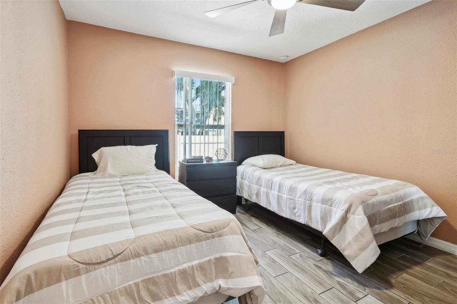 201 ROSEFIELD AVENUE, Leesburg, FL 34748