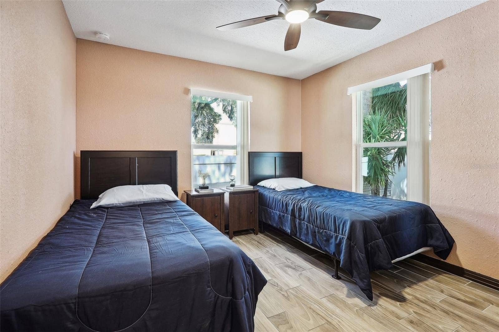 201 ROSEFIELD AVENUE, Leesburg, FL 34748