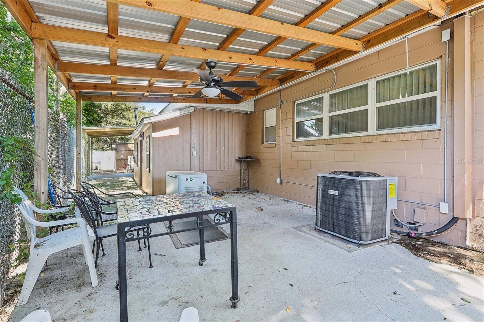 201 ROSEFIELD AVENUE, Leesburg, FL 34748
