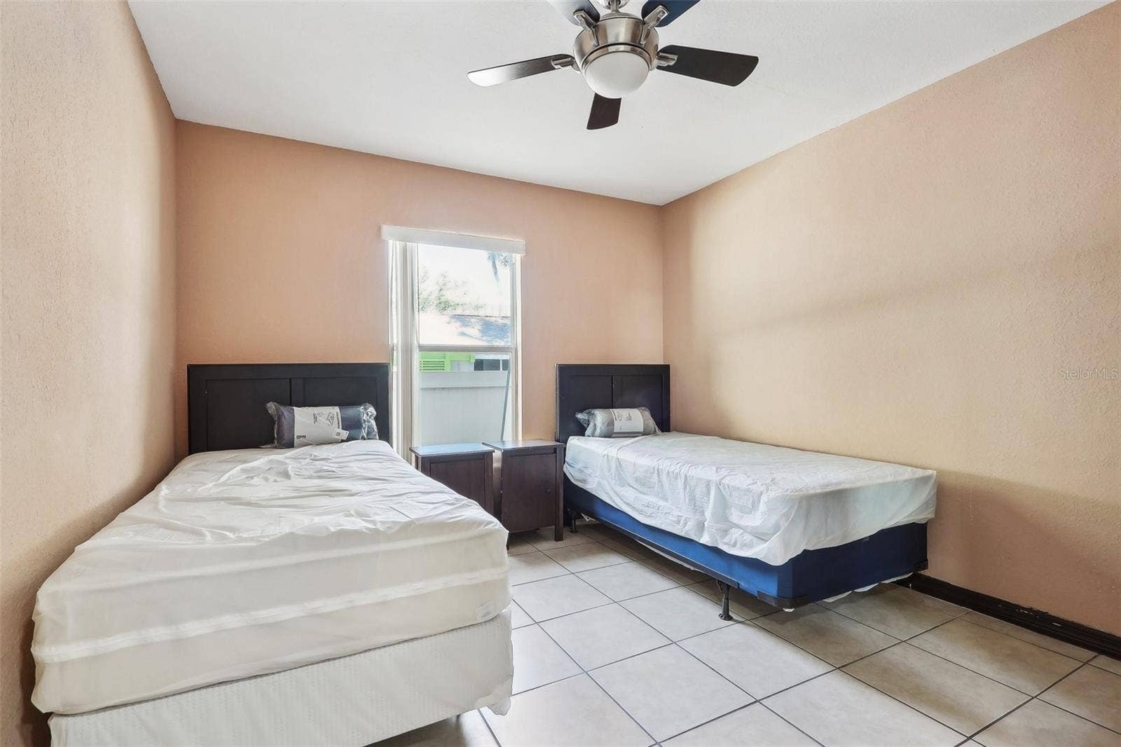 201 ROSEFIELD AVENUE, Leesburg, FL 34748