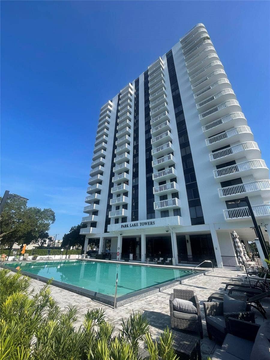 400 E COLONIAL DRIVE, #402, Orlando, FL 32803 400 E COLONIAL DRIVE, #402, Orlando, FL 32803
