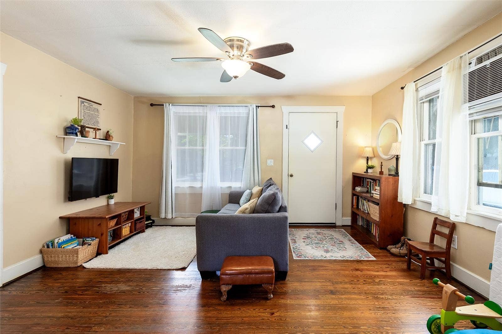 220 N ADELLE AVENUE, Deland, FL 32720
