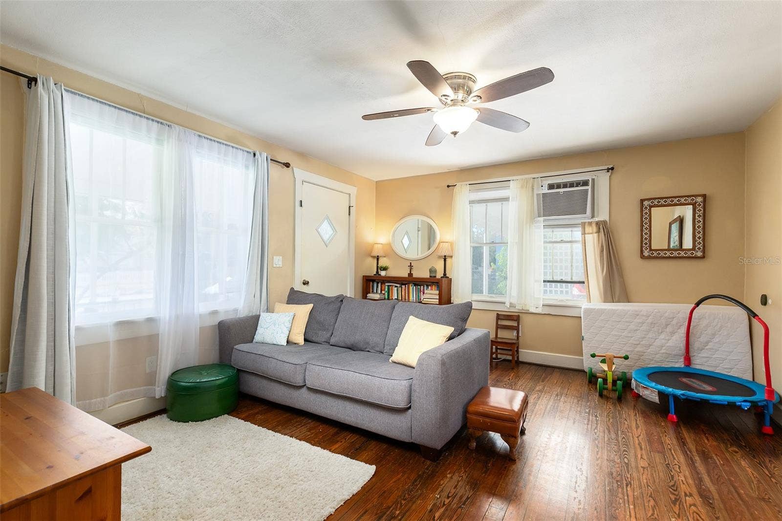 220 N ADELLE AVENUE, Deland, FL 32720