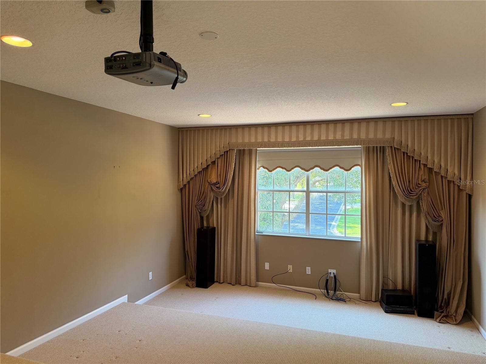 9609 WESTOVER CLUB CIRCLE, Windermere, FL 34786 9609 WESTOVER CLUB CIRCLE, Windermere, FL 34786