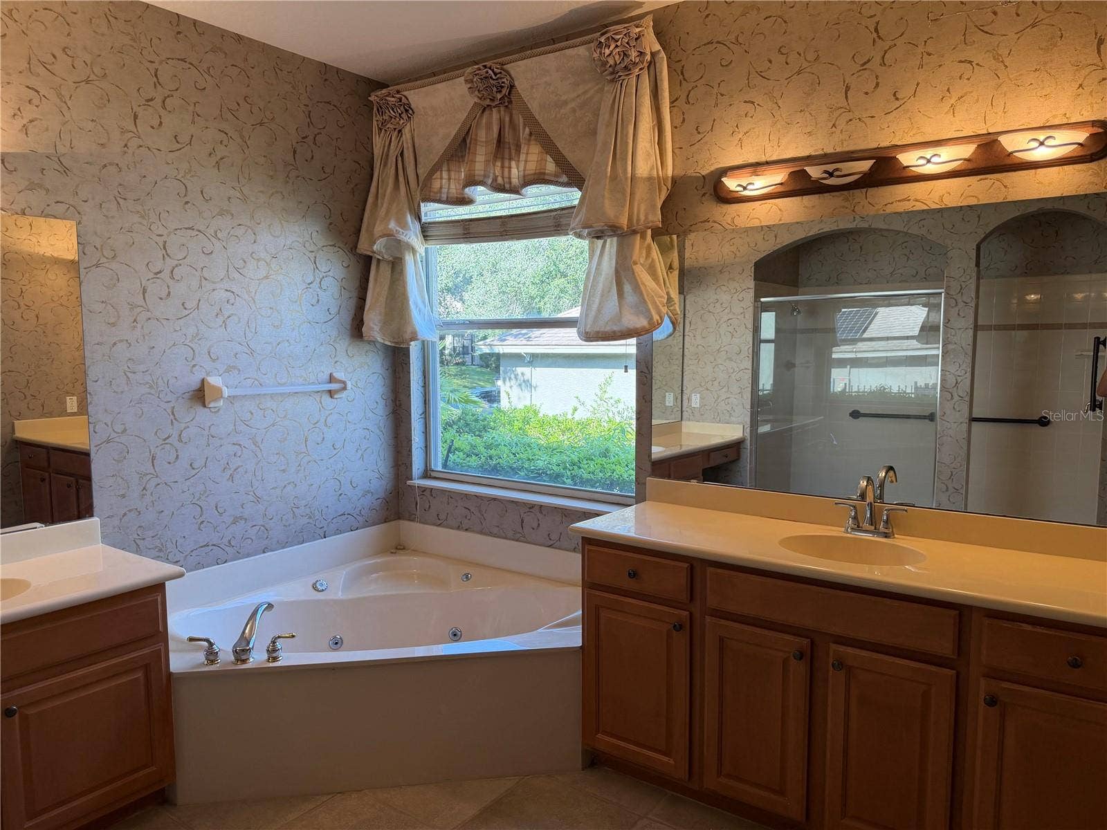 9609 WESTOVER CLUB CIRCLE, Windermere, FL 34786 9609 WESTOVER CLUB CIRCLE, Windermere, FL 34786