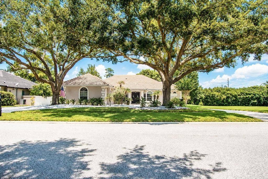 9606 CAMBERLEY CIRCLE, Orlando, FL 32836