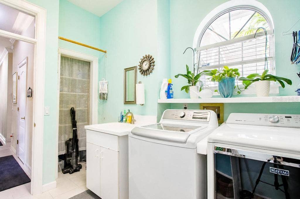 9606 CAMBERLEY CIRCLE, Orlando, FL 32836