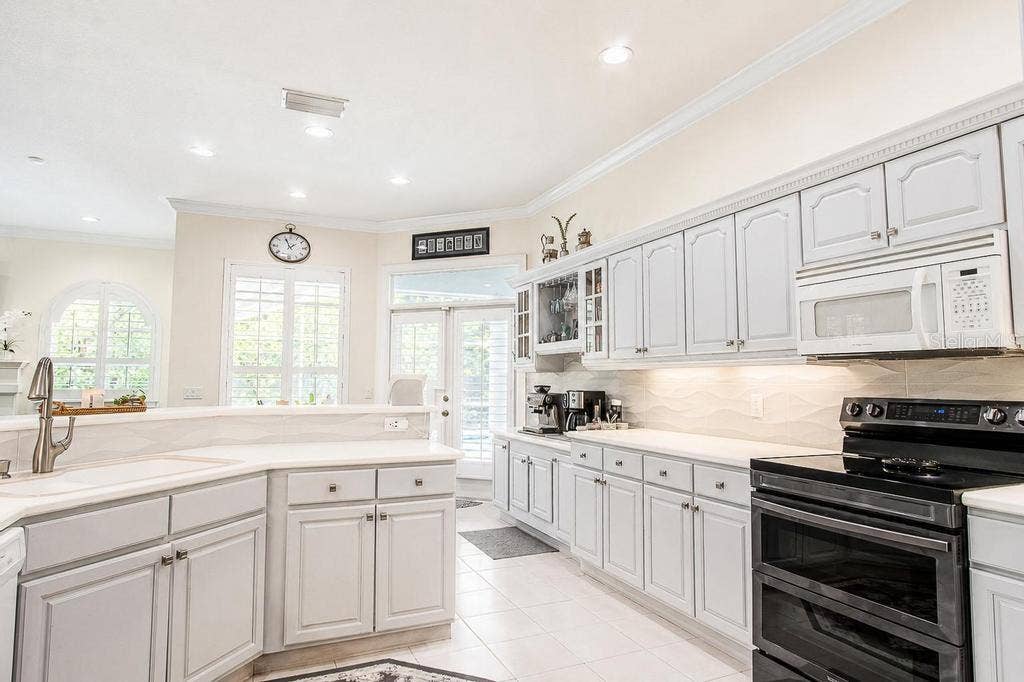 9606 CAMBERLEY CIRCLE, Orlando, FL 32836