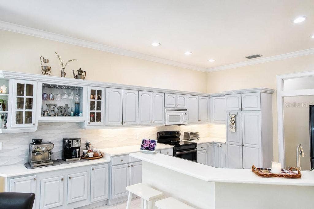 9606 CAMBERLEY CIRCLE, Orlando, FL 32836