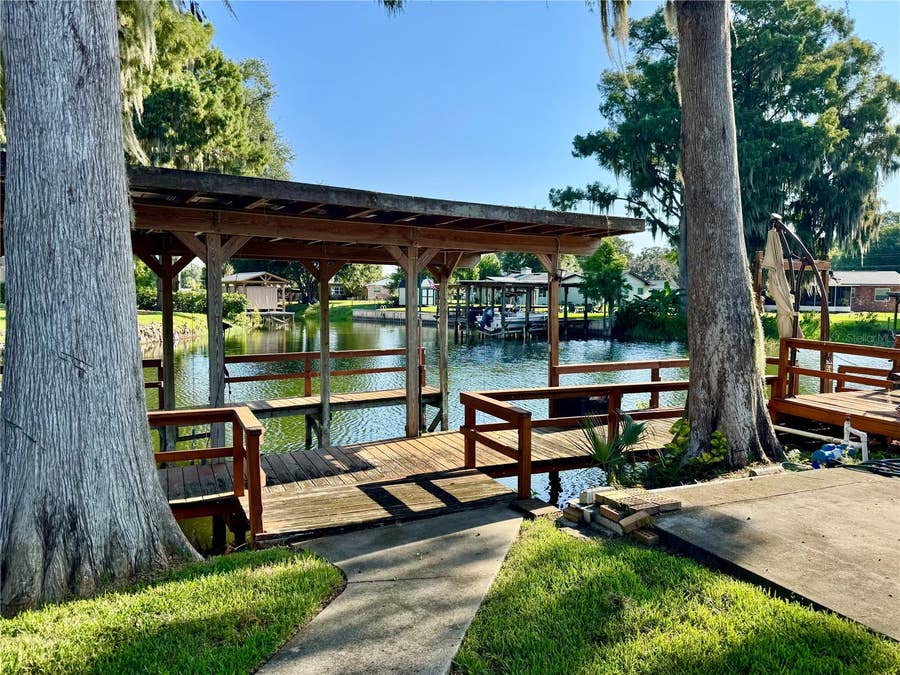 Property photo for 235 TEMPLE CIRCLE, Eustis, FL
