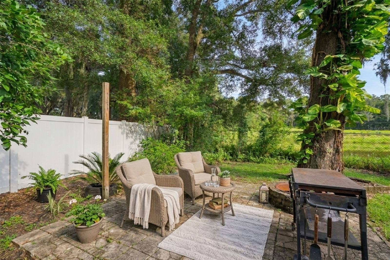 806 OAK FOREST COURT, Deland, FL 32724 virtually staged