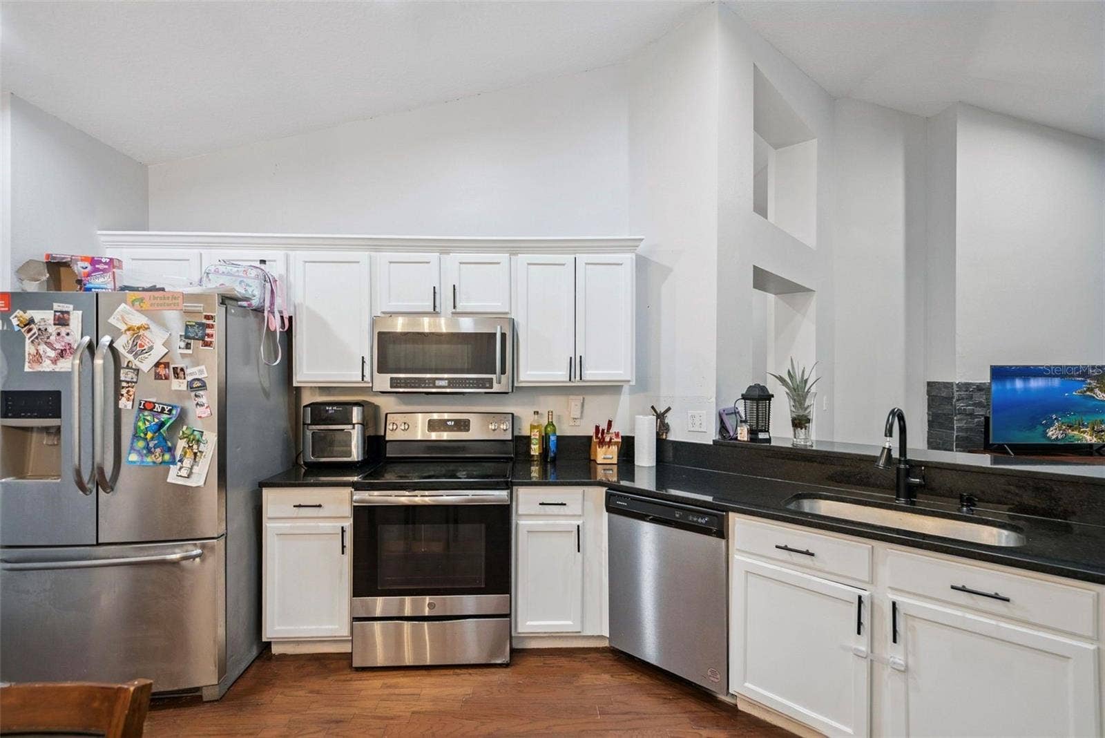 806 OAK FOREST COURT, Deland, FL 32724 806 OAK FOREST COURT, Deland, FL 32724