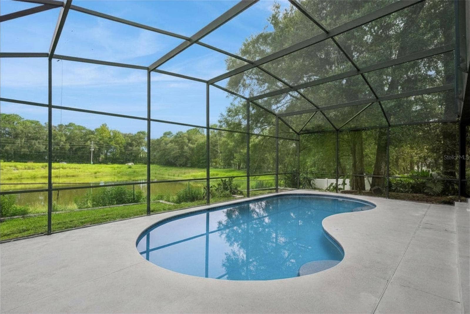 806 OAK FOREST COURT, Deland, FL 32724 806 OAK FOREST COURT, Deland, FL 32724