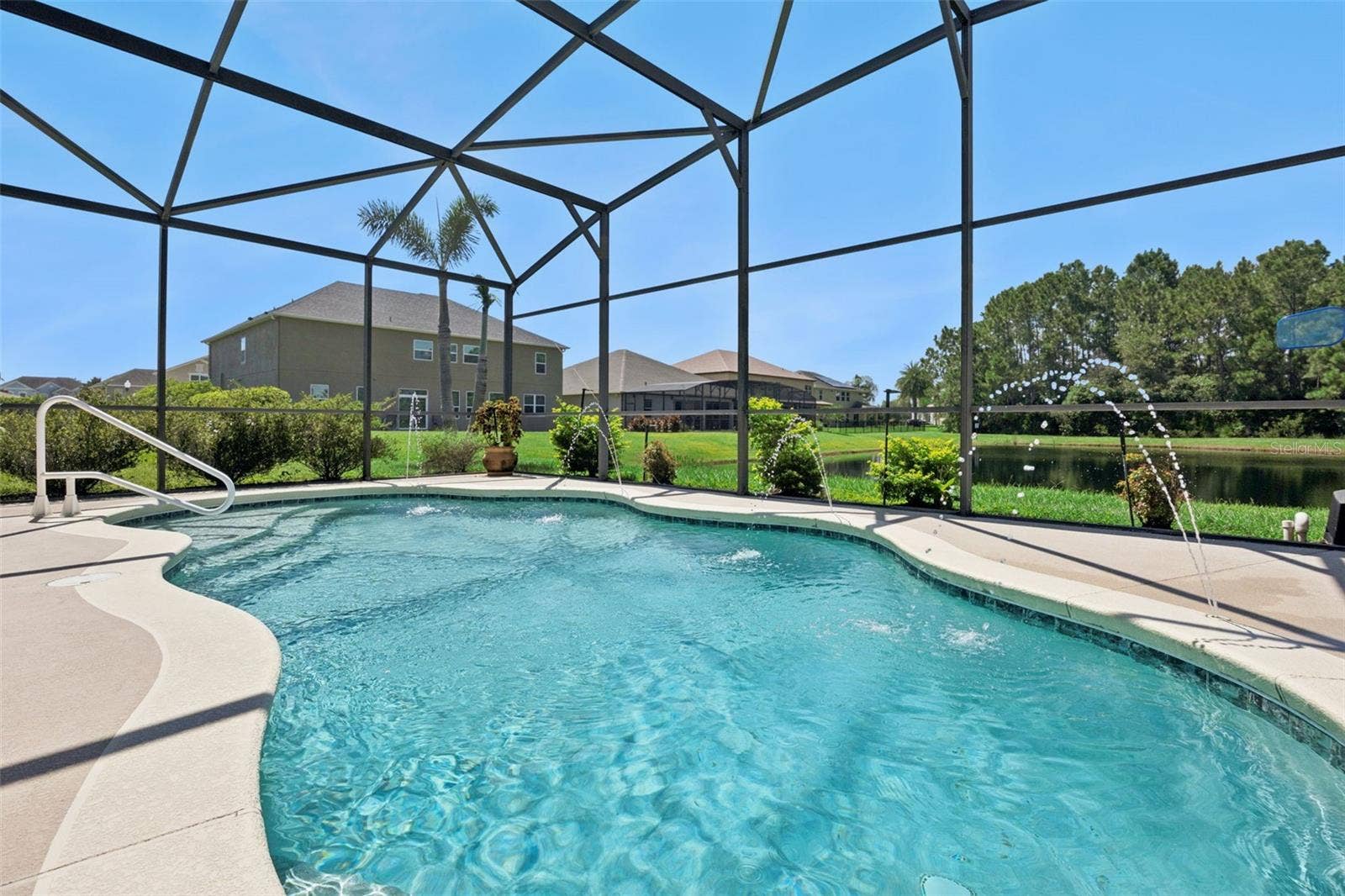 2040 HAWKS LANDING DRIVE, Orlando, FL 32820 2040 HAWKS LANDING DRIVE, Orlando, FL 32820