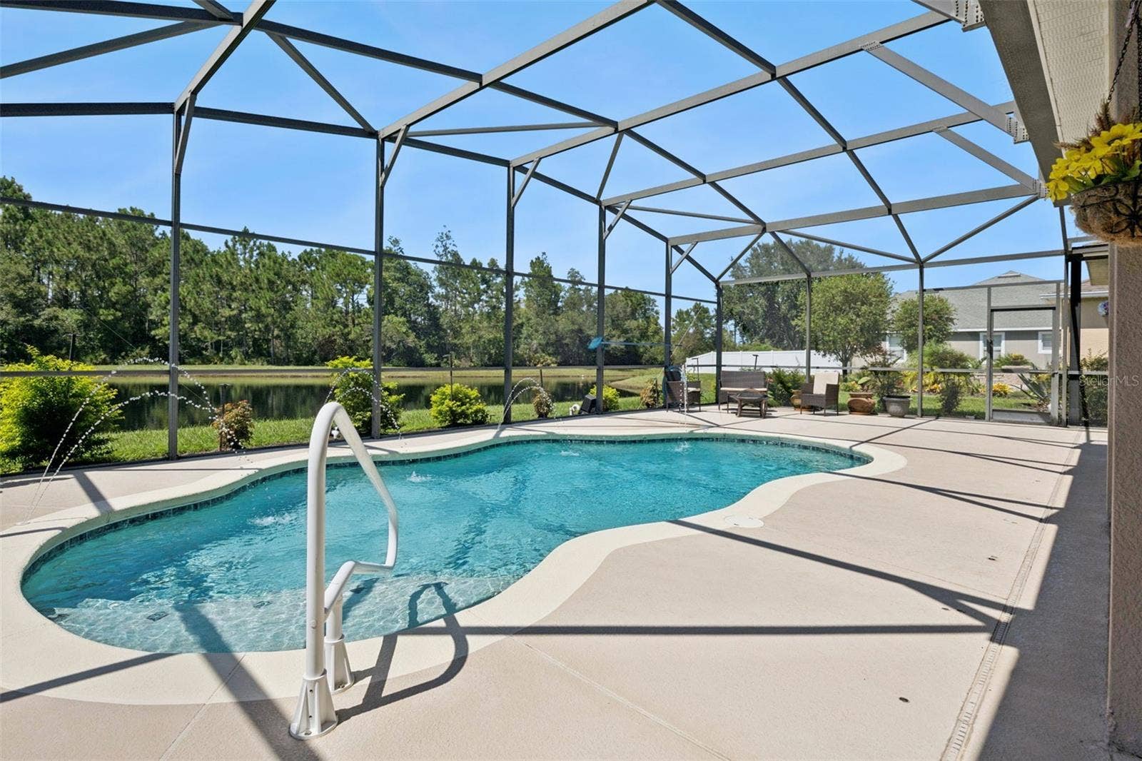 2040 HAWKS LANDING DRIVE, Orlando, FL 32820 2040 HAWKS LANDING DRIVE, Orlando, FL 32820